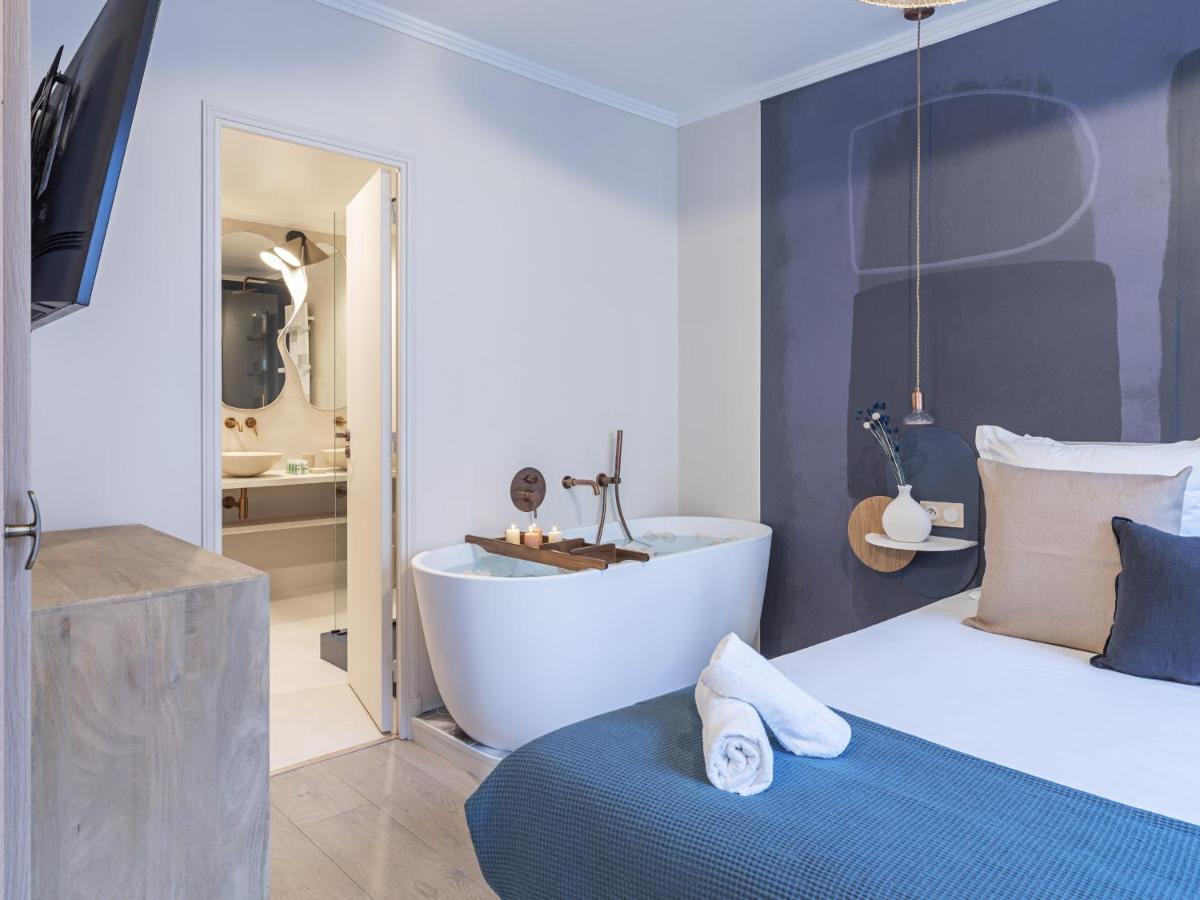 The Blue Suite On Champs Elysees Avenue Parigi Esterno foto