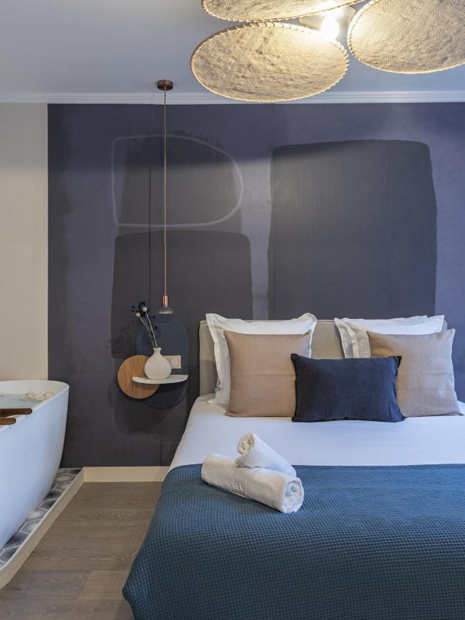 The Blue Suite On Champs Elysees Avenue Parigi Esterno foto